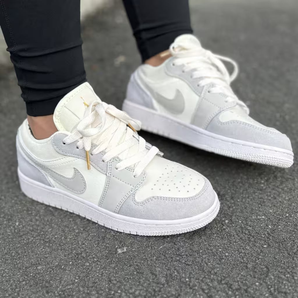 Nike Air Jordan Low  Blanco Gris Dama